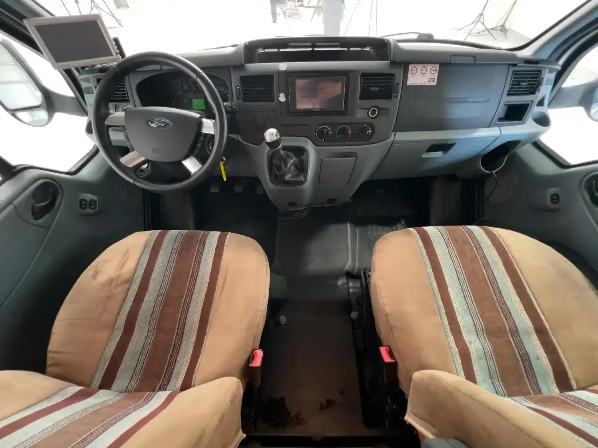 Кемпер LMC Liberty A 698G, снимка 6 - Каравани и кемпери - 55046267