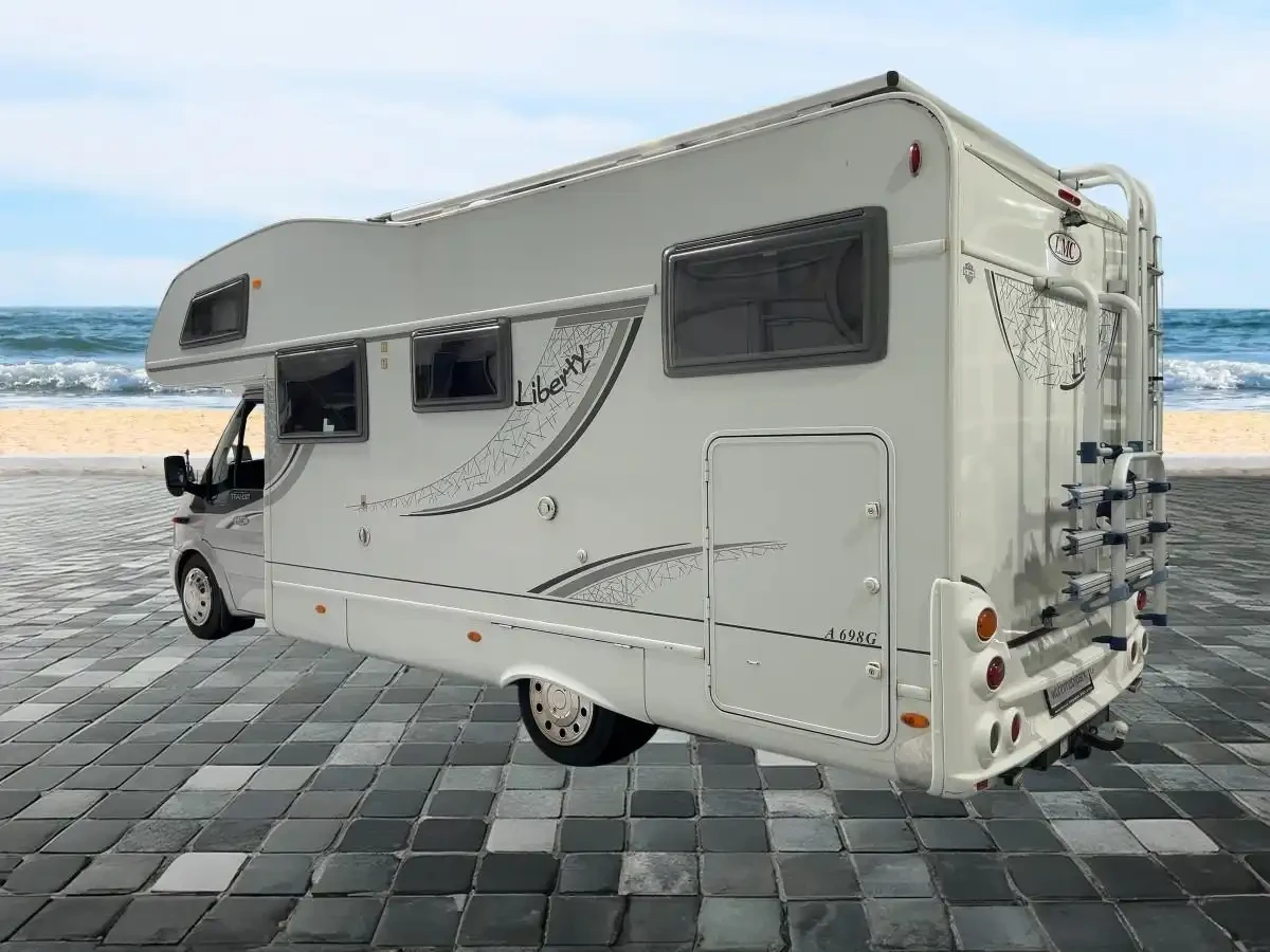 Кемпер LMC Liberty A 698G, снимка 2 - Каравани и кемпери - 55046267