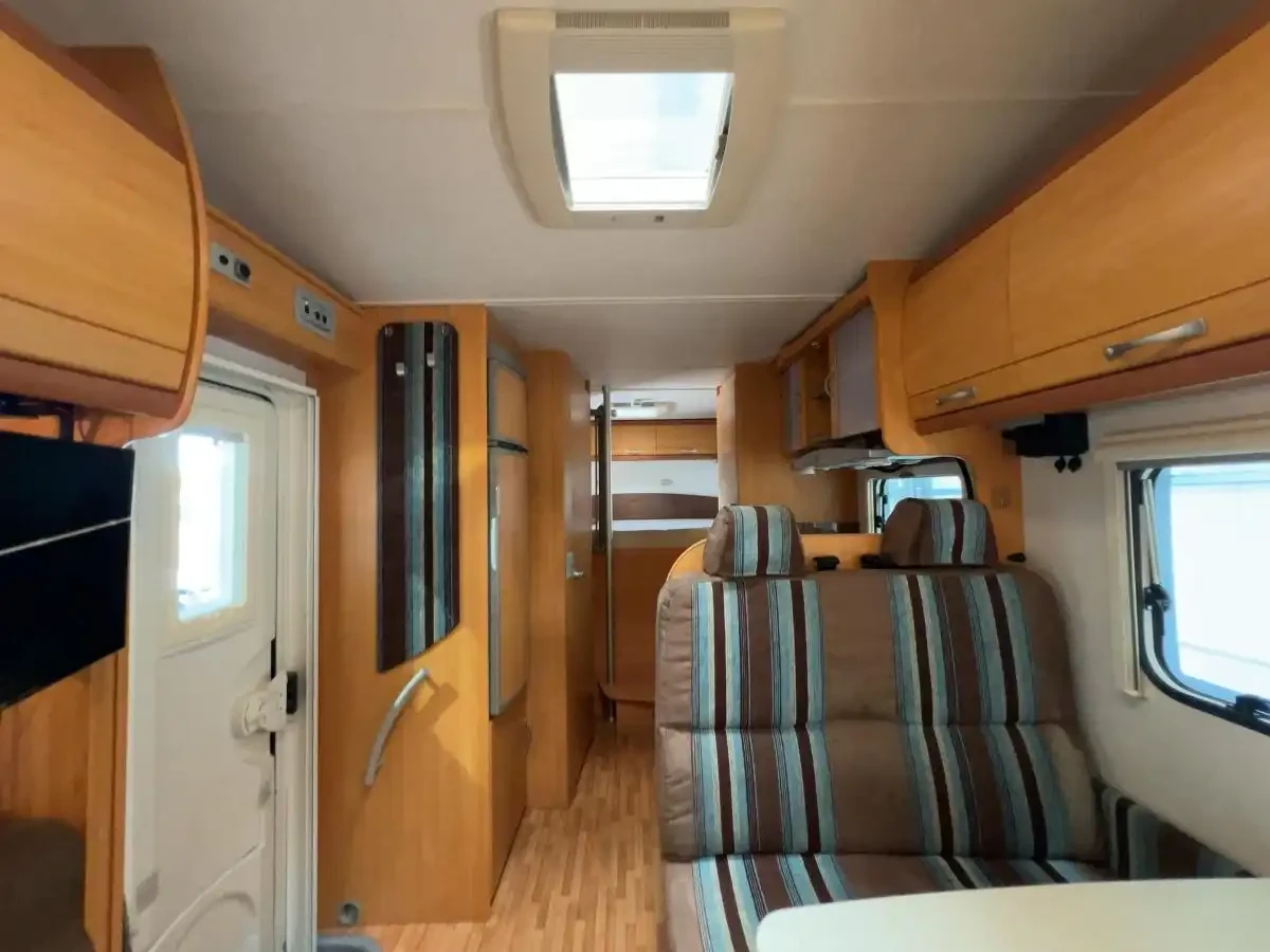 Кемпер LMC Liberty A 698G, снимка 10 - Каравани и кемпери - 55046267