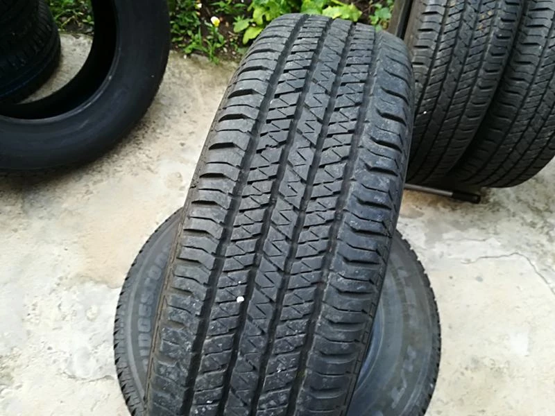 Гуми Летни 205/70R15, снимка 2 - Гуми и джанти - 21996345