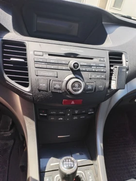 Honda Accord комби , снимка 10