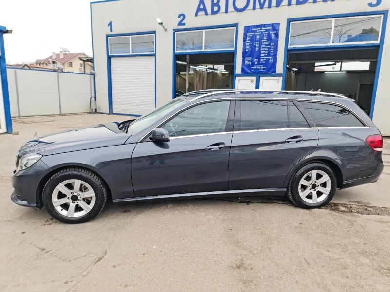 Mercedes-Benz E 200 БЕНЗИН 2.0TURBO, снимка 3 - Автомобили и джипове - 44640226