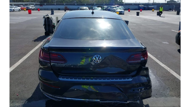 VW Arteon 2.0T, снимка 6 - Автомобили и джипове - 47521494