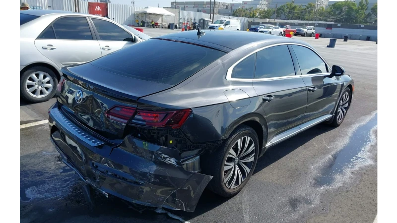 VW Arteon 2.0T, снимка 7 - Автомобили и джипове - 47521494