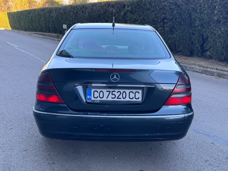 Mercedes-Benz E 220 CDI АВТОМАТИК!, снимка 6 - Автомобили и джипове - 47877393