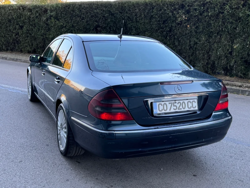 Mercedes-Benz E 220 CDI АВТОМАТИК!, снимка 2 - Автомобили и джипове - 47877393