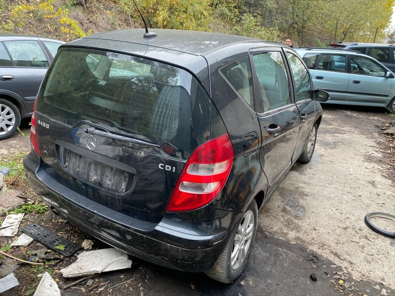 Mercedes-Benz A 180 За части, снимка 2 - Автомобили и джипове - 48285038