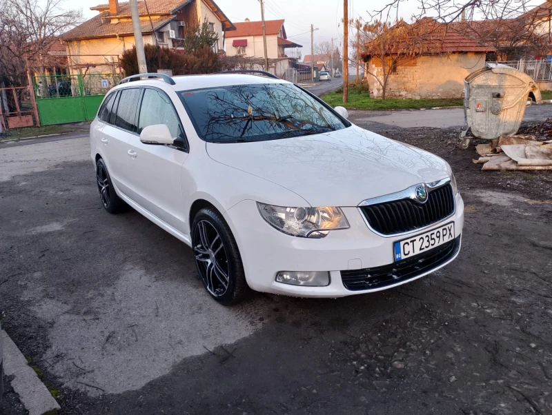 Skoda Superb, снимка 1 - Автомобили и джипове - 48731187