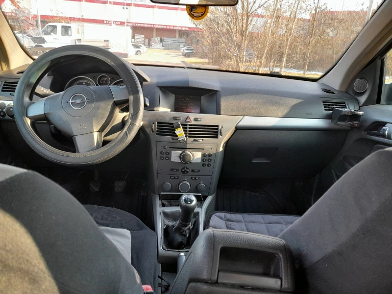 Opel Astra H, снимка 3 - Автомобили и джипове - 48880743