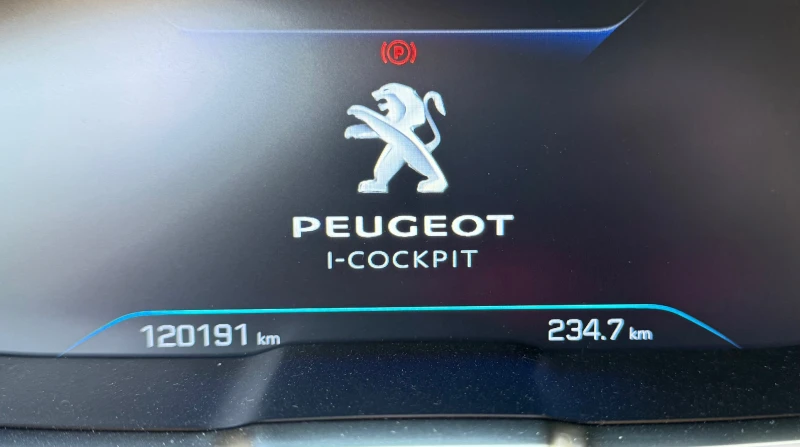 Peugeot 3008 1.5 HDI, снимка 10 - Автомобили и джипове - 52816710