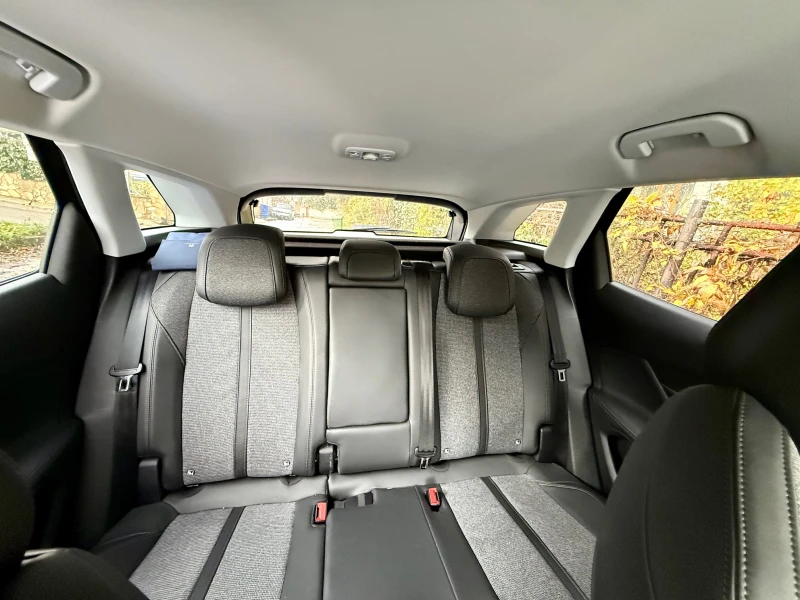 Peugeot 3008 1.5 HDI, снимка 8 - Автомобили и джипове - 52816710
