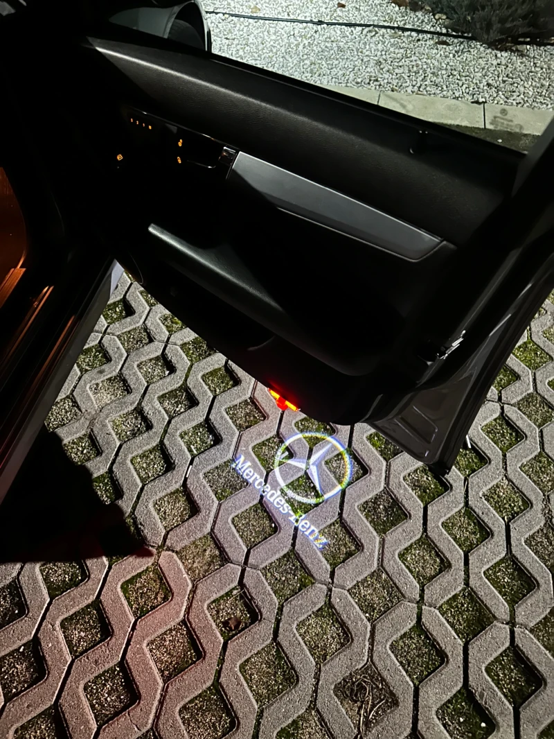 Mercedes-Benz C 320 C320 CDI 4MATIC AMG, снимка 3 - Автомобили и джипове - 53331577