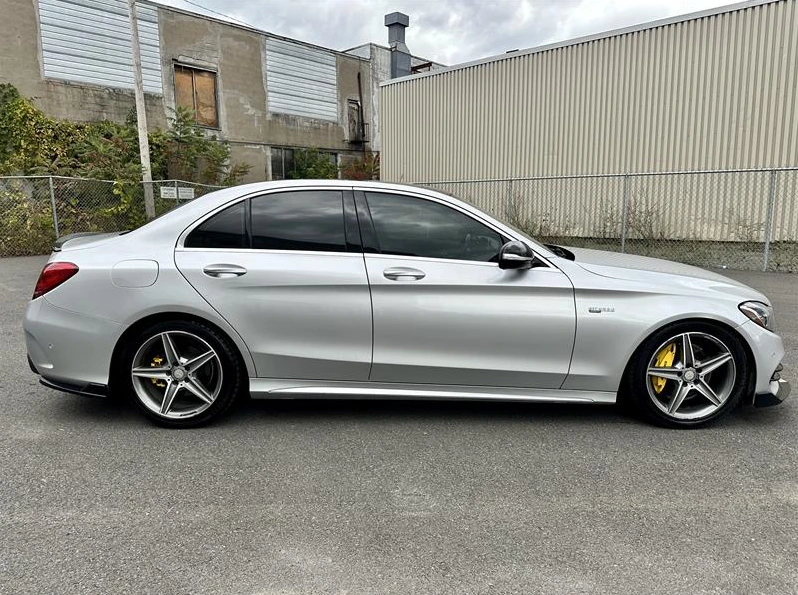 Mercedes-Benz C 400 AMG 4-MATIC, снимка 4 - Автомобили и джипове - 55122331