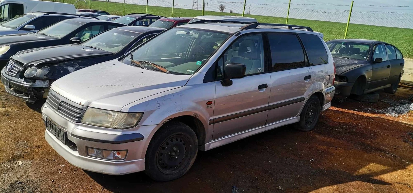 Mitsubishi Space wagon 2.4 - изображение 3