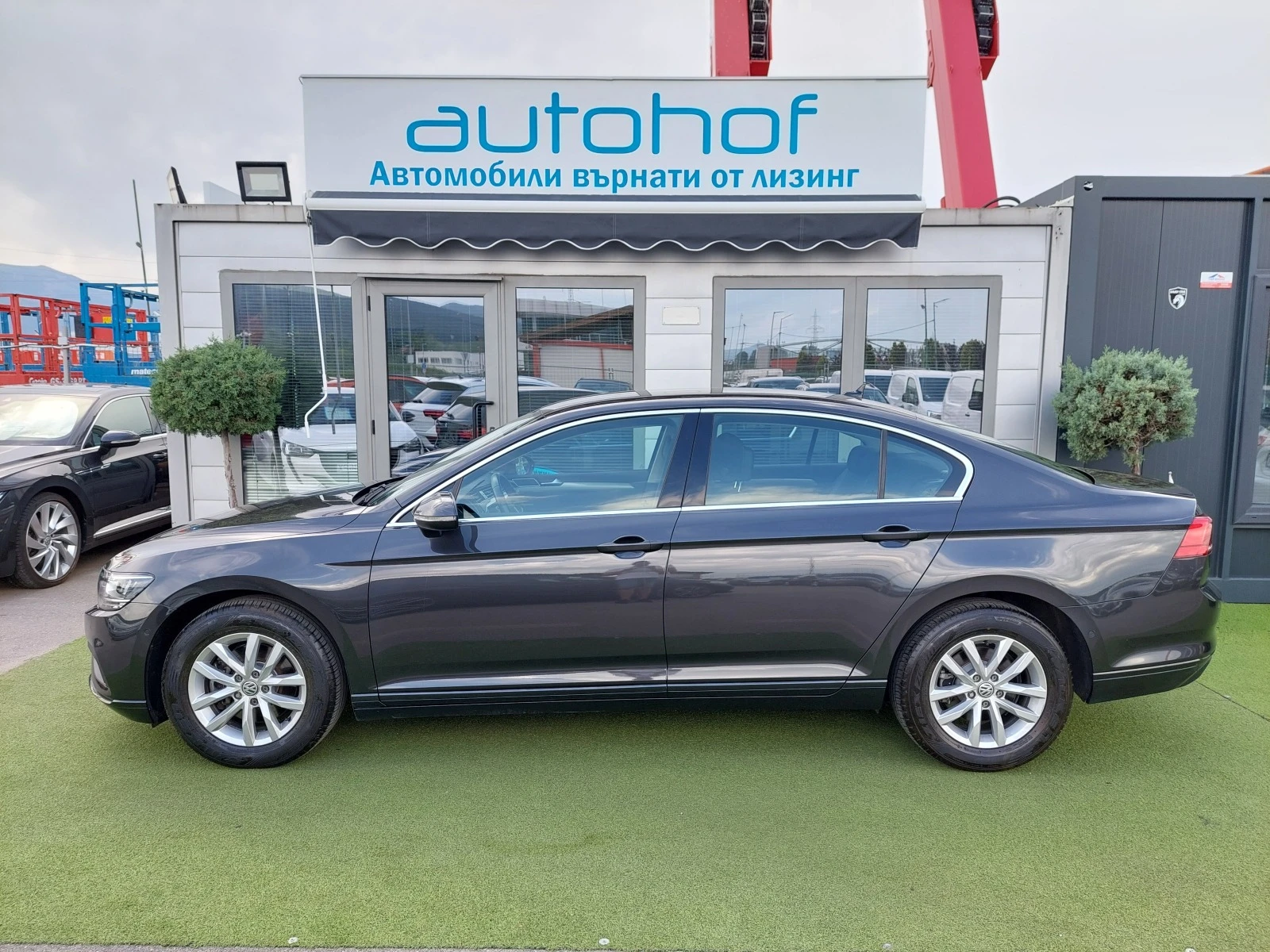 VW Passat Business/2.0TDI/150к.с./6MT/Гаранция - изображение 2