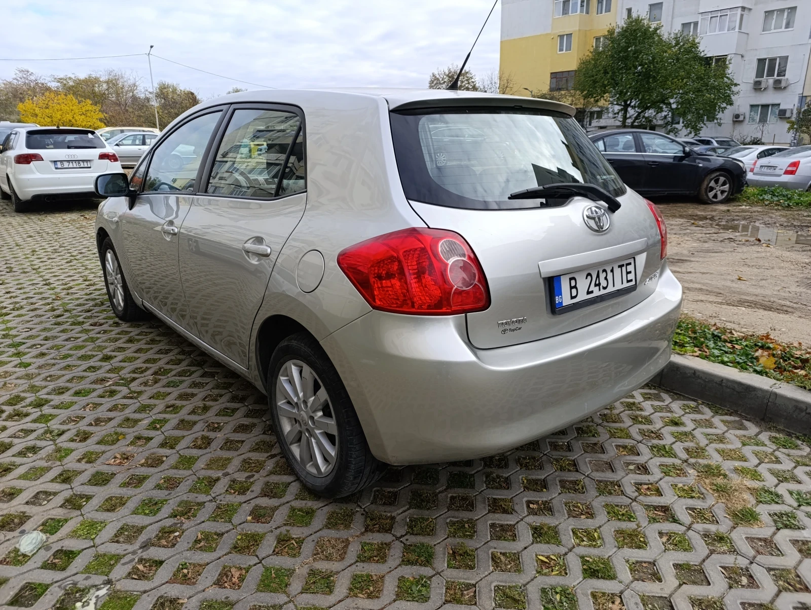 Toyota Auris 1.6 VVTI - изображение 4