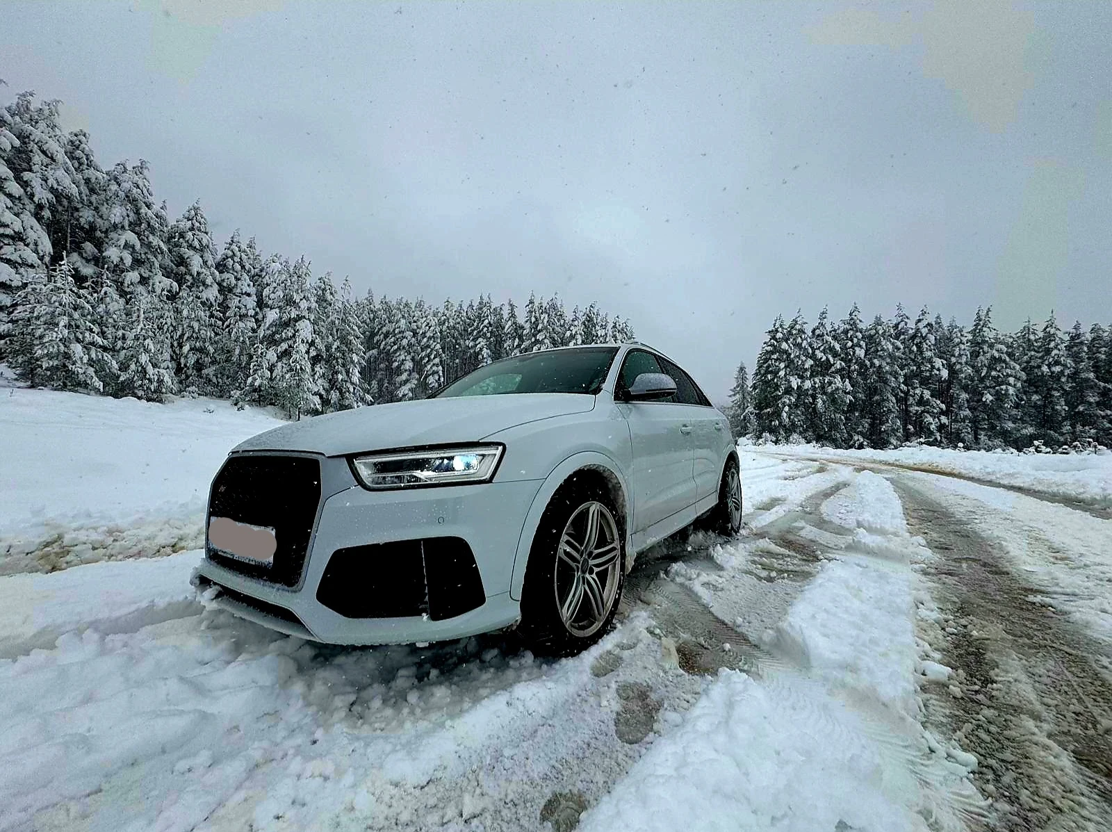 Audi RSQ3  - изображение 2