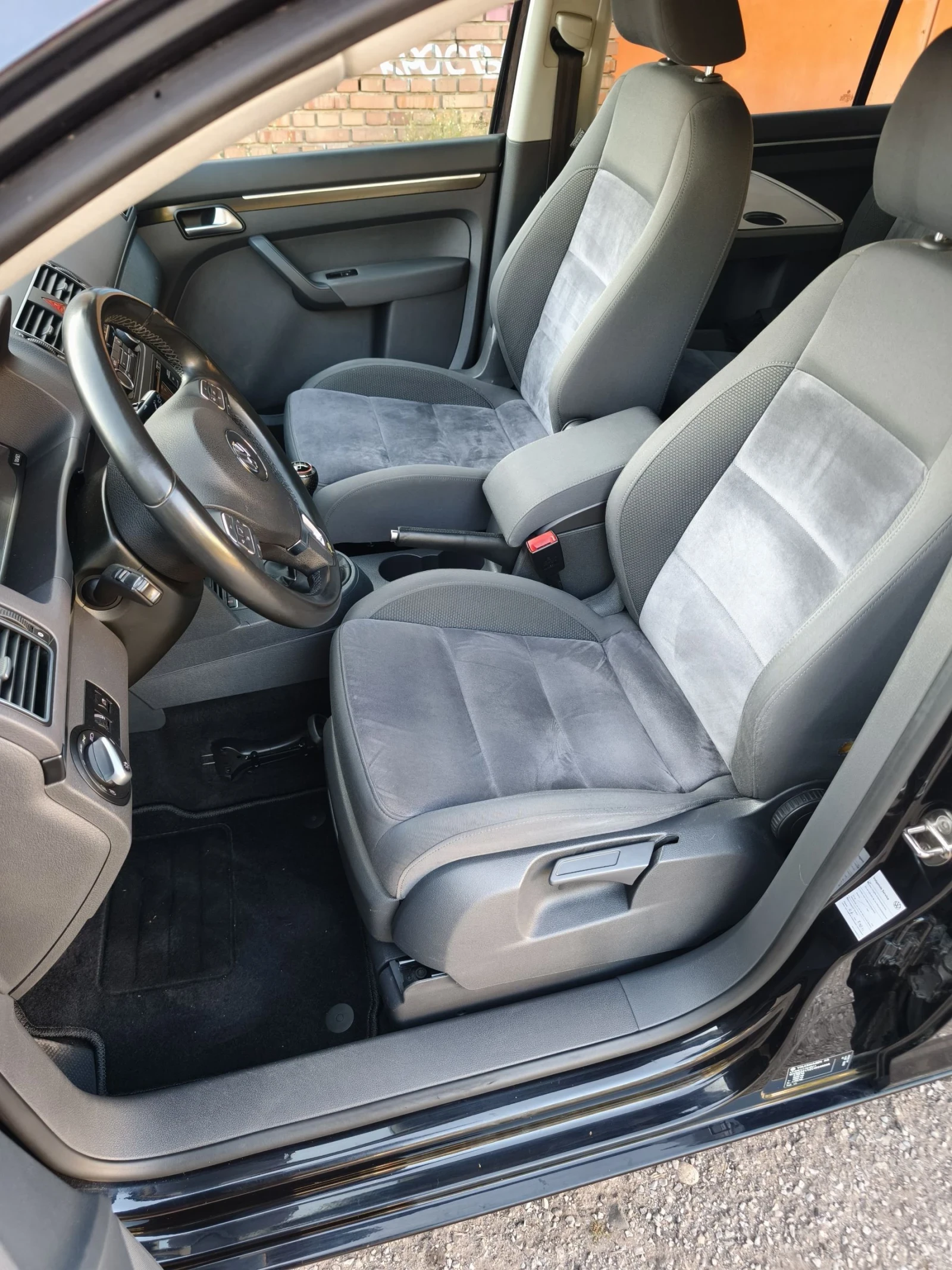 VW Touran 1.2 tsi 7 | Mobile.bg   11