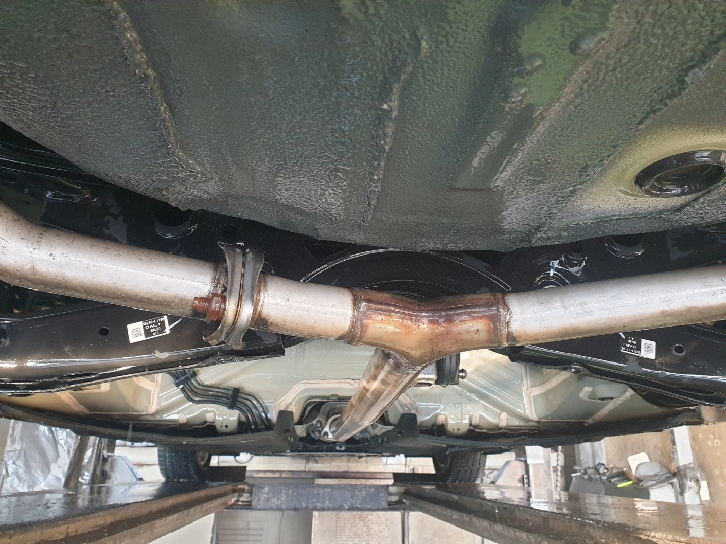 Kia K8 Гаранция, Сервиз, Резервни части Реални км - изображение 7