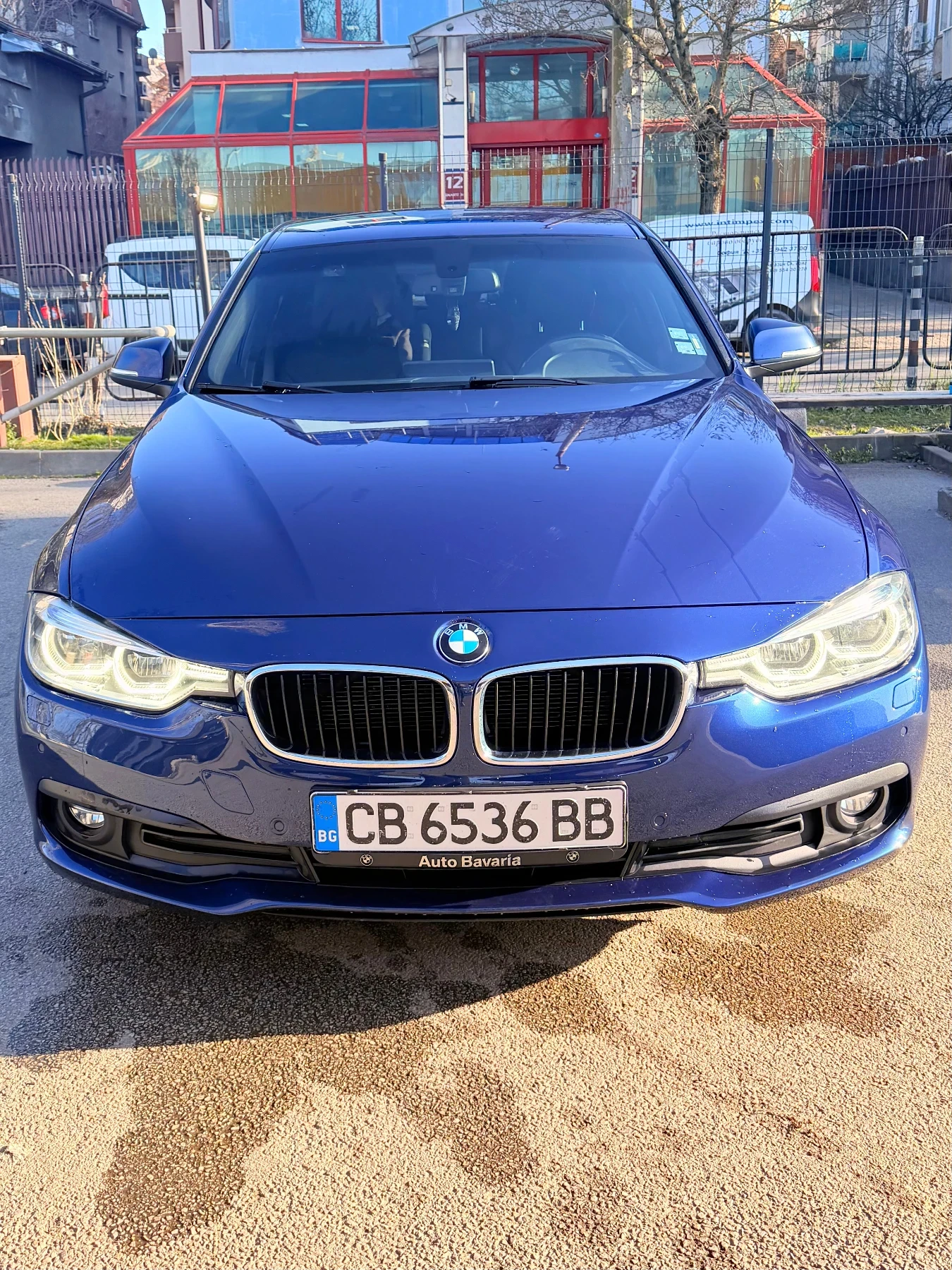 BMW 320, снимка 5 - Автомобили и джипове - 54060004