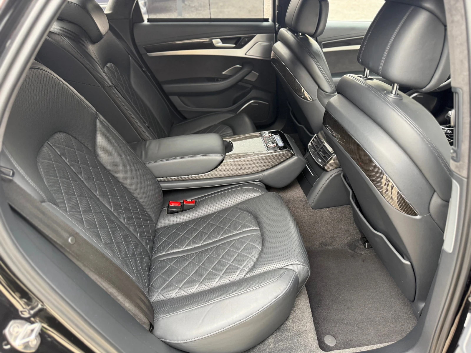 Audi S8 CERAMIC CARBON FULL, снимка 16 - Автомобили и джипове - 54669773