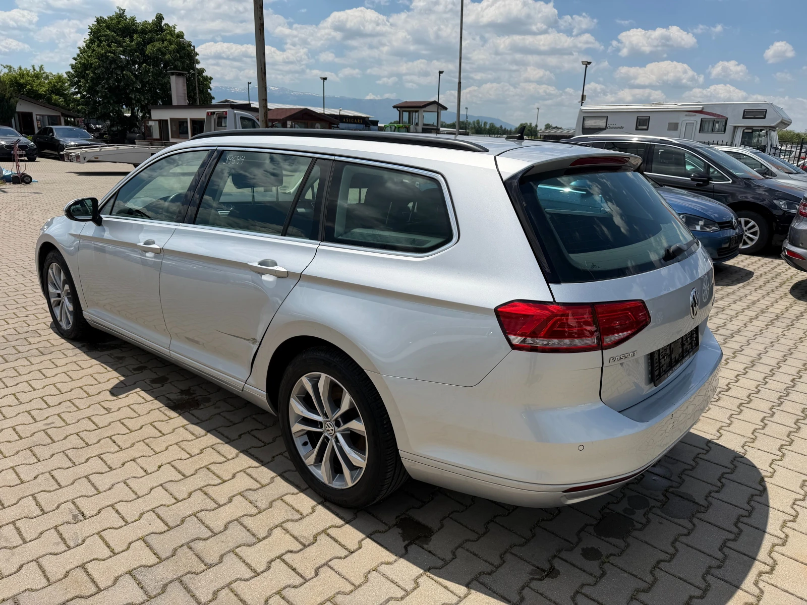 VW Passat 2.0TDI NAVI EURO 6, снимка 8 - Автомобили и джипове - 54679672