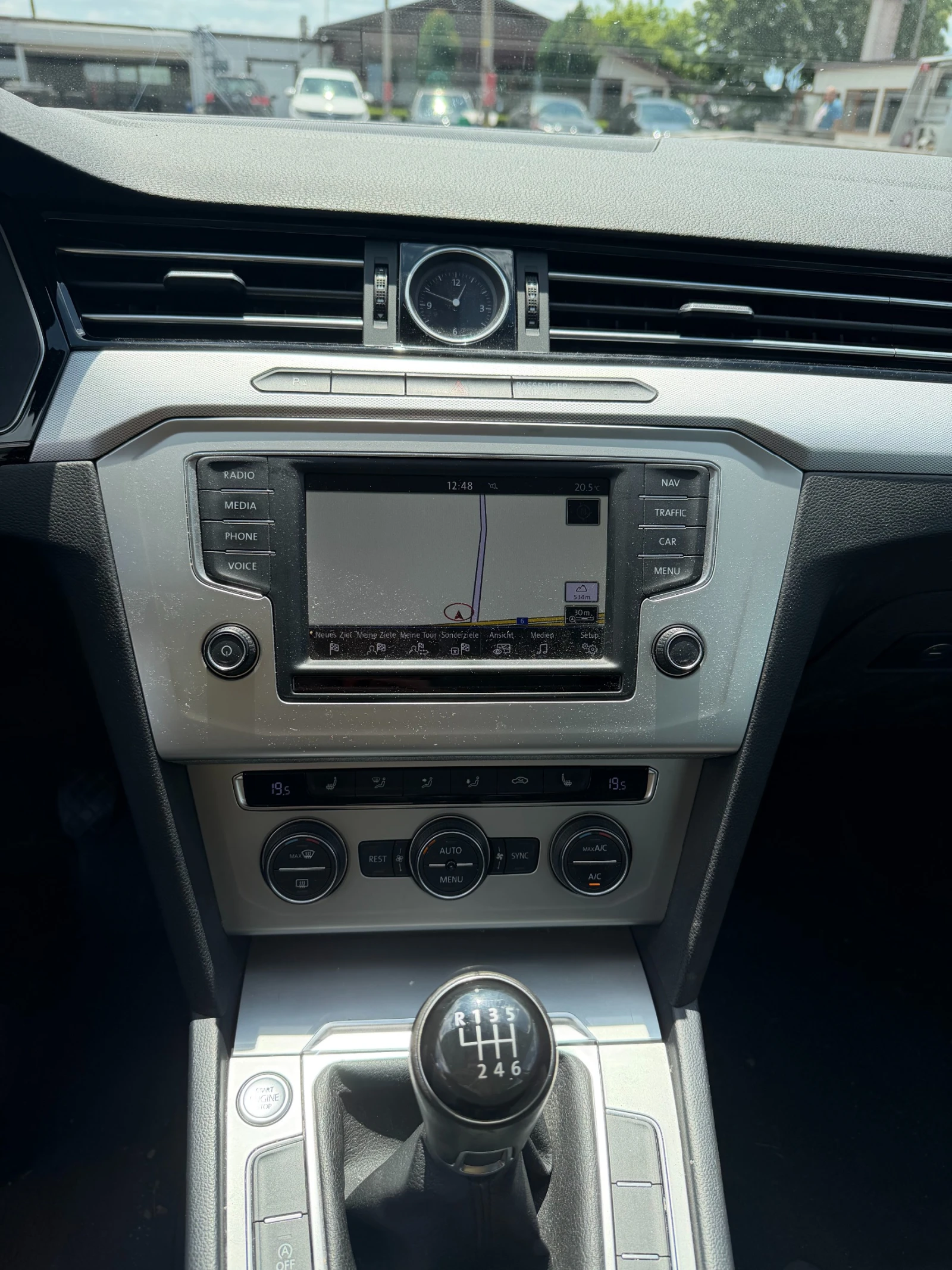 VW Passat 2.0TDI NAVI EURO 6, снимка 12 - Автомобили и джипове - 54679672