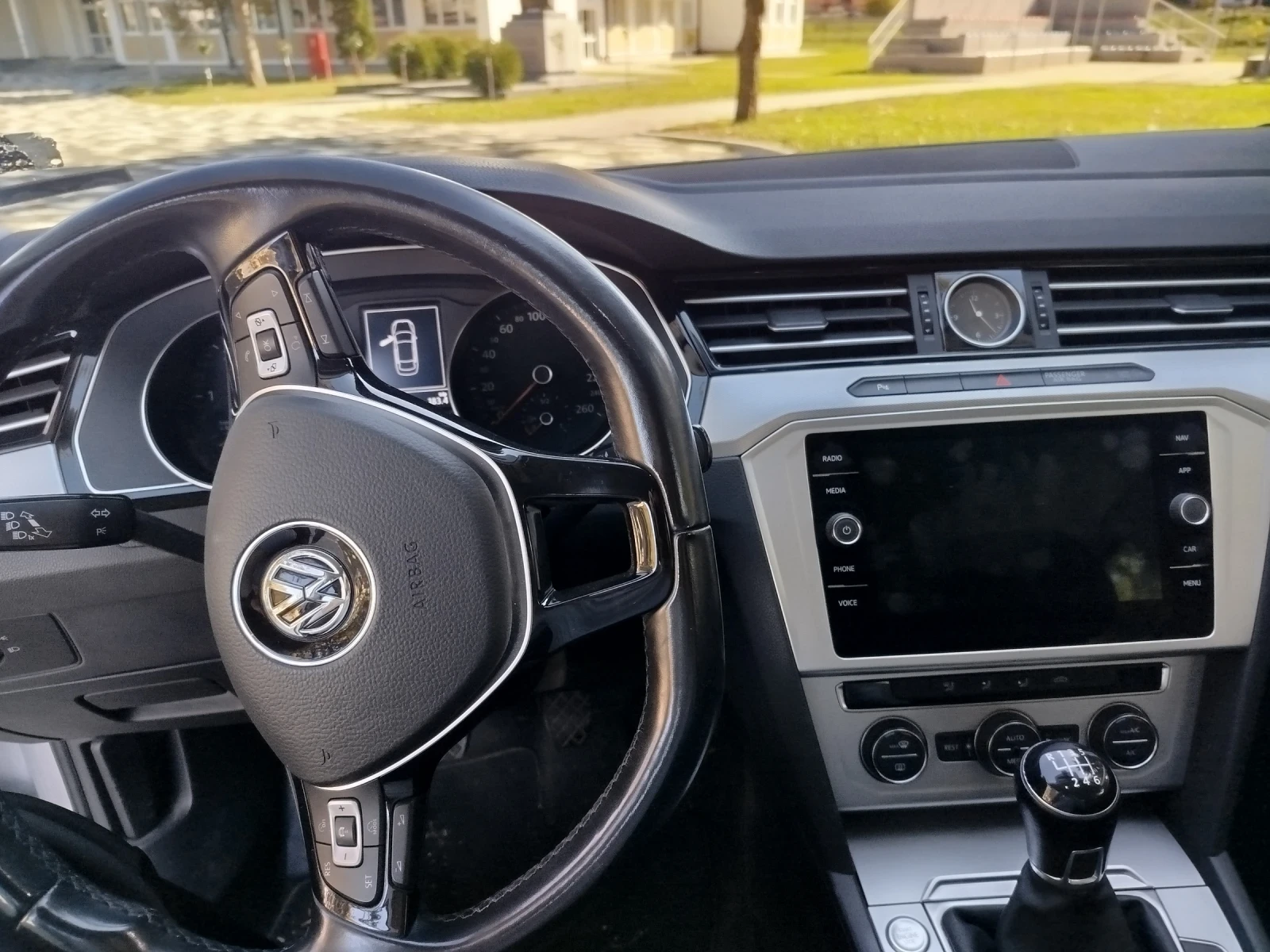 VW Passat, снимка 9 - Автомобили и джипове - 54682993