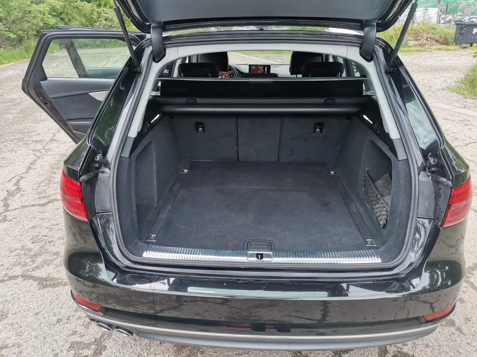 Audi A4 2.0 QUATTRO DISTRONIC DIGITAL COCKPIT LED TOP, снимка 13 - Автомобили и джипове - 54717751