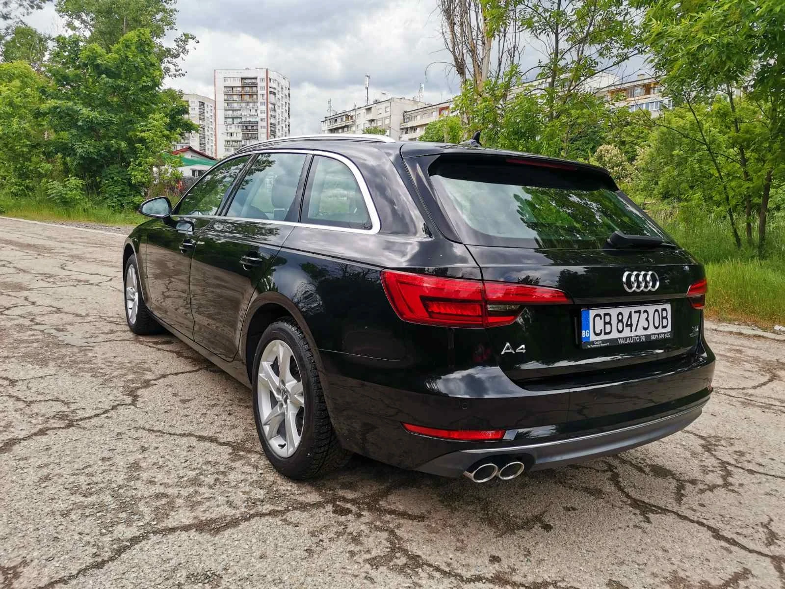 Audi A4 2.0 QUATTRO DISTRONIC DIGITAL COCKPIT LED TOP, снимка 7 - Автомобили и джипове - 54717751