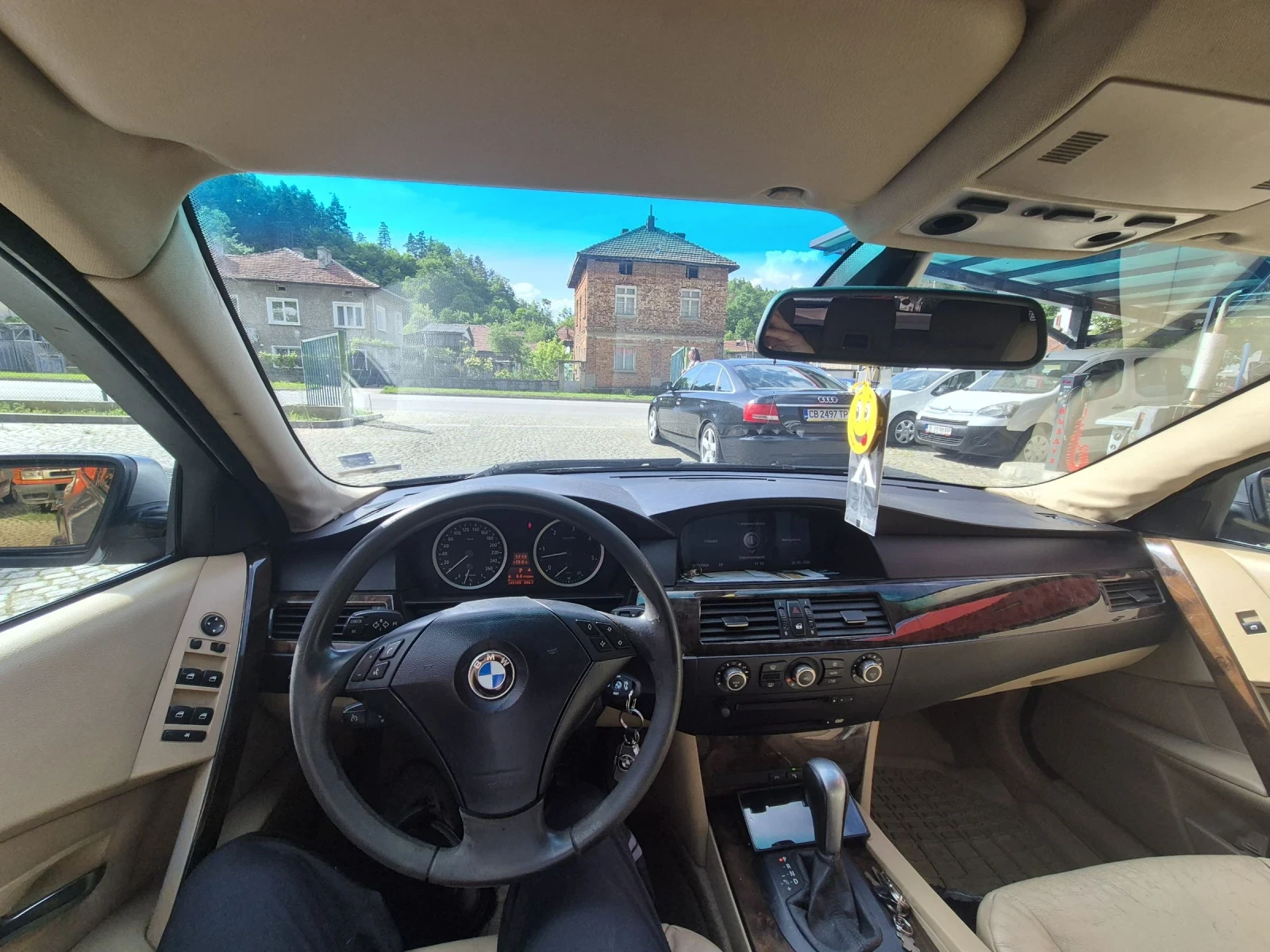 BMW 525, снимка 15 - Автомобили и джипове - 54810093