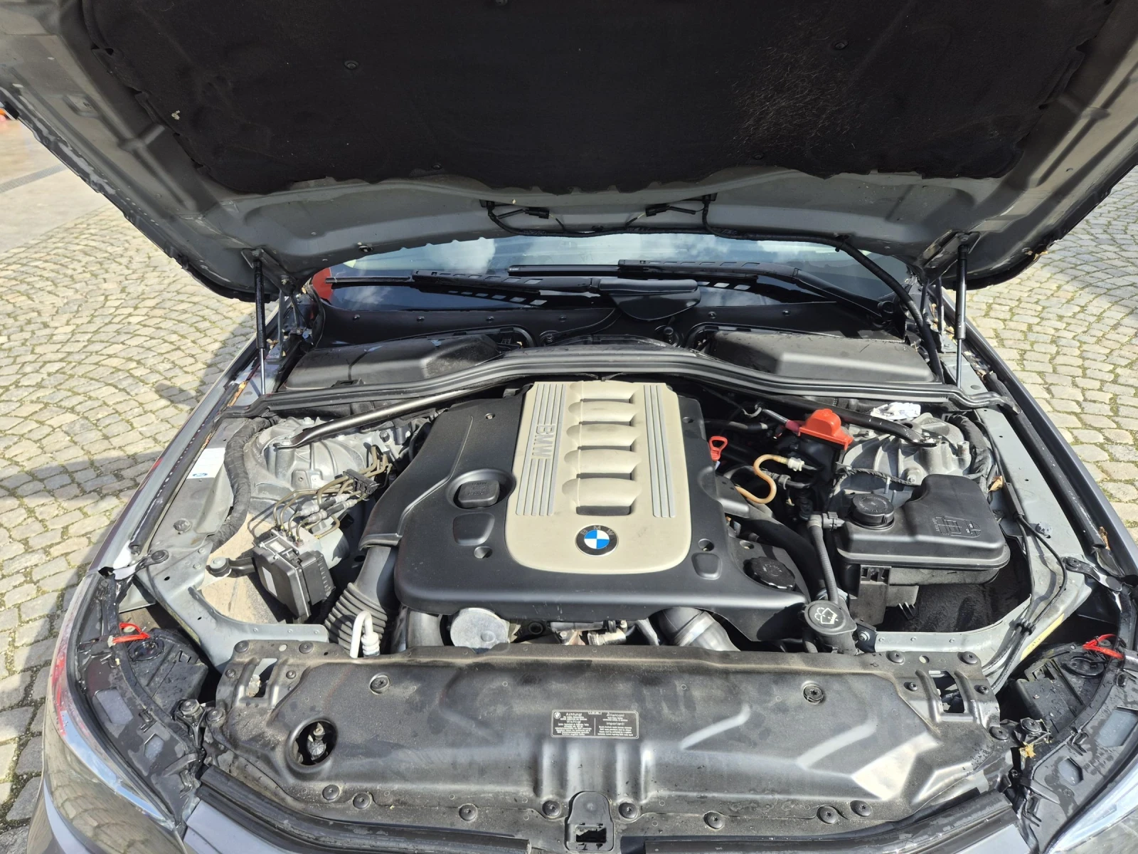 BMW 525, снимка 9 - Автомобили и джипове - 54810093