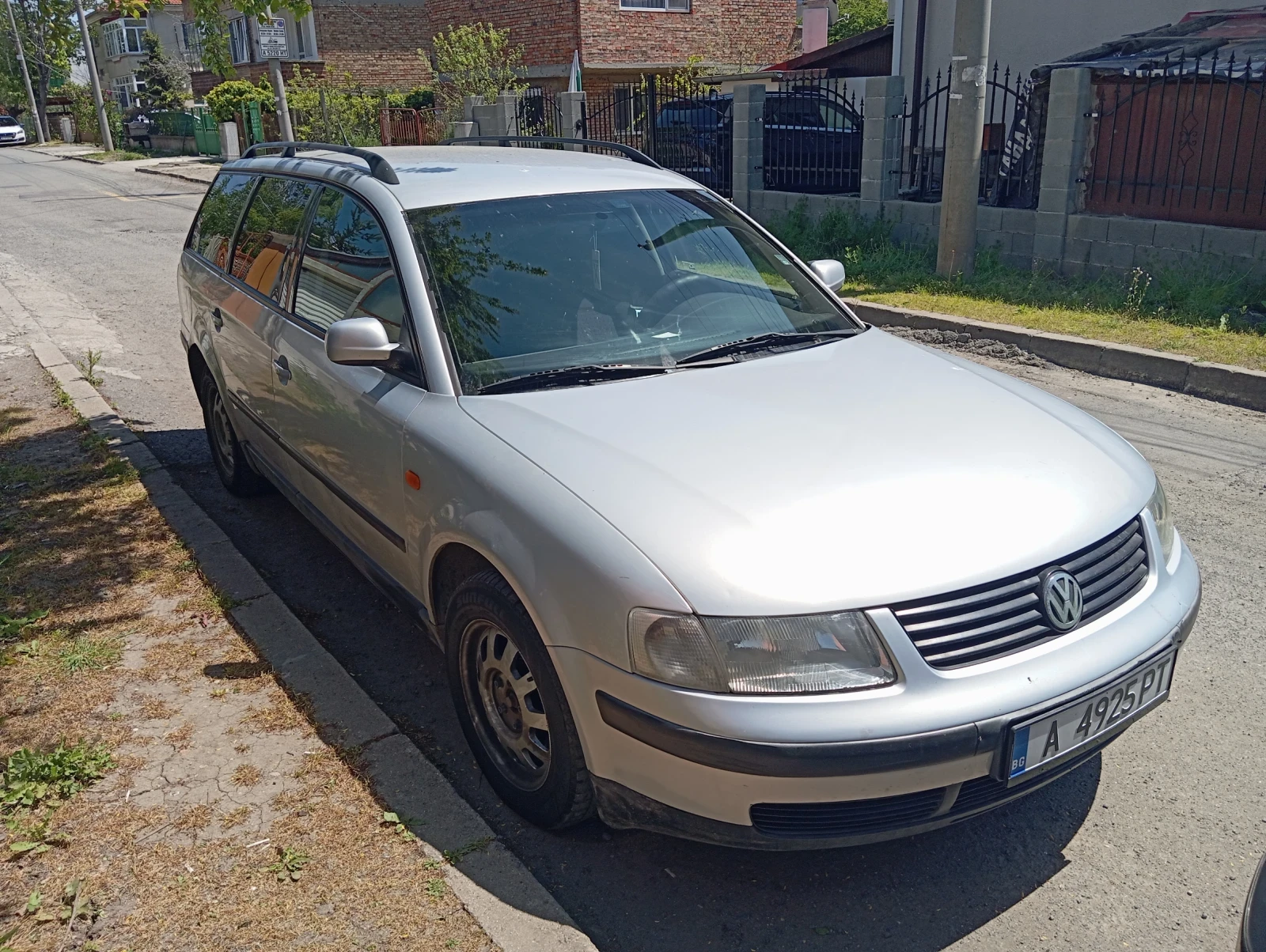 VW Passat, снимка 2 - Автомобили и джипове - 55038938