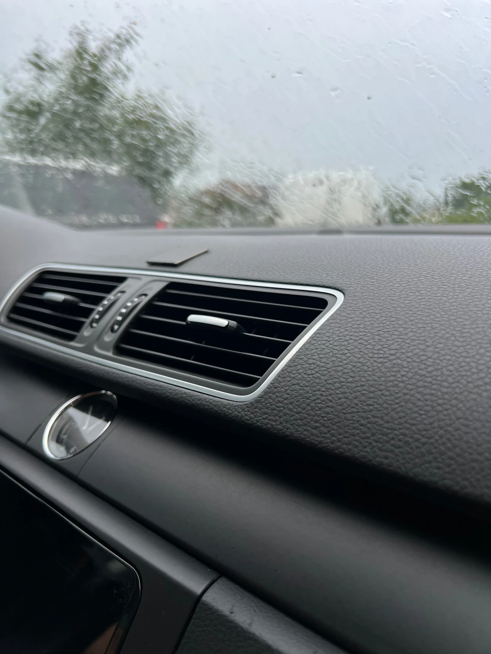 VW Passat 2.0 TDI, снимка 11 - Автомобили и джипове - 55285769