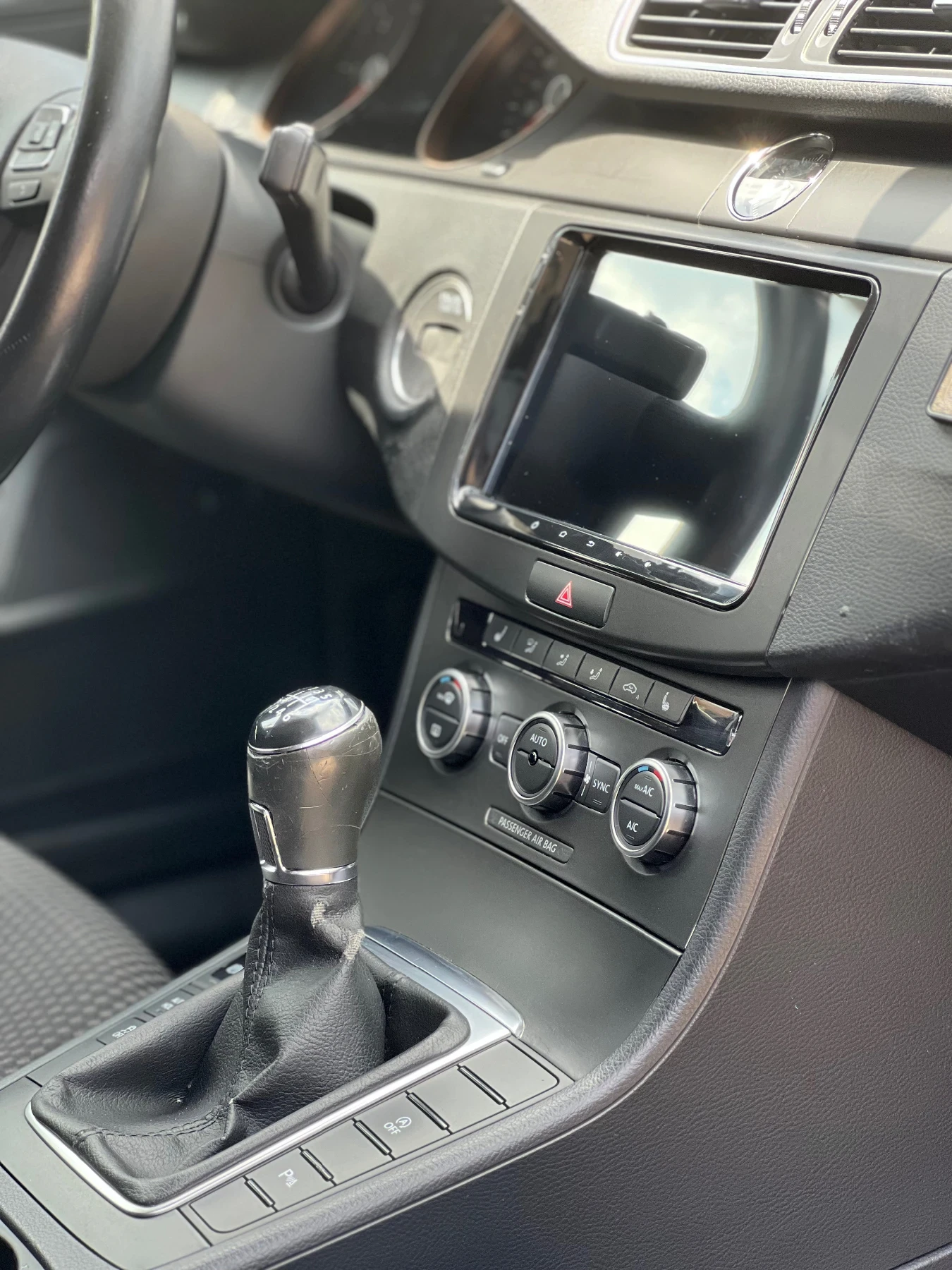 VW Passat 2.0 TDI, снимка 5 - Автомобили и джипове - 55285769