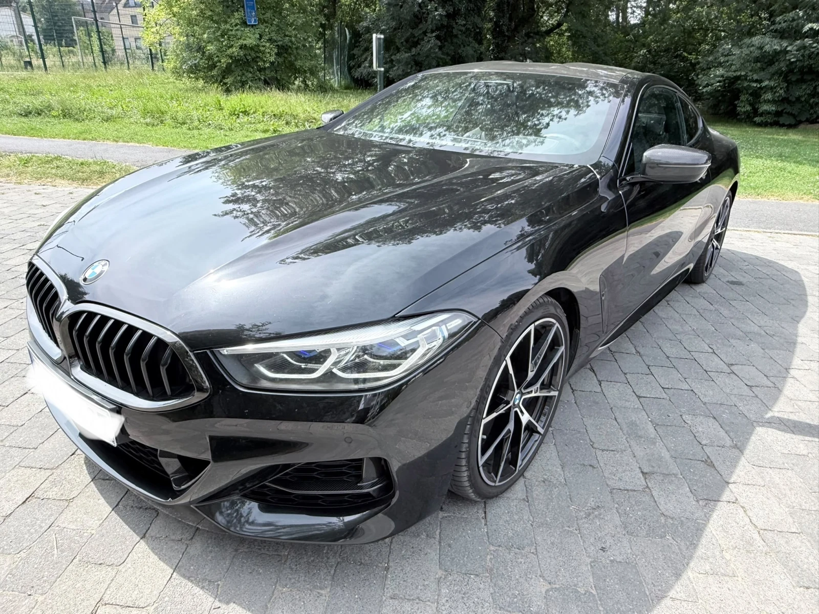 BMW 850 M Sport Обдухване / B&W / Head-up / Night, снимка 3 - Автомобили и джипове - 55641419