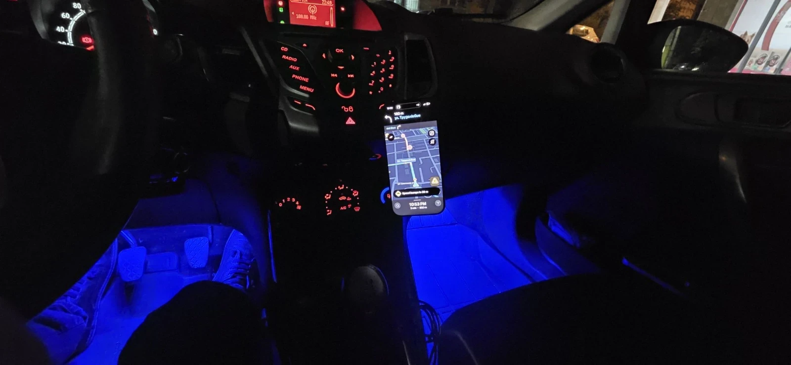 Ford Fiesta, снимка 15 - Автомобили и джипове - 56316156
