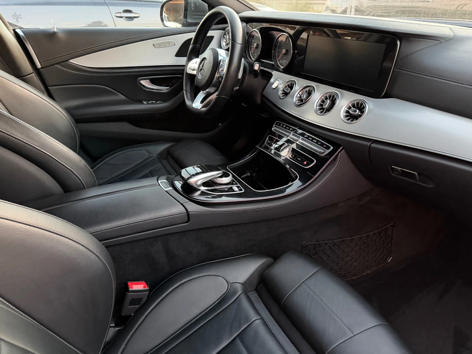 Mercedes-Benz CLS 350 4 MATIC / AMG / DISTRONIC / LINE ASSIST / KAMERA, снимка 8 - Автомобили и джипове - 56261718