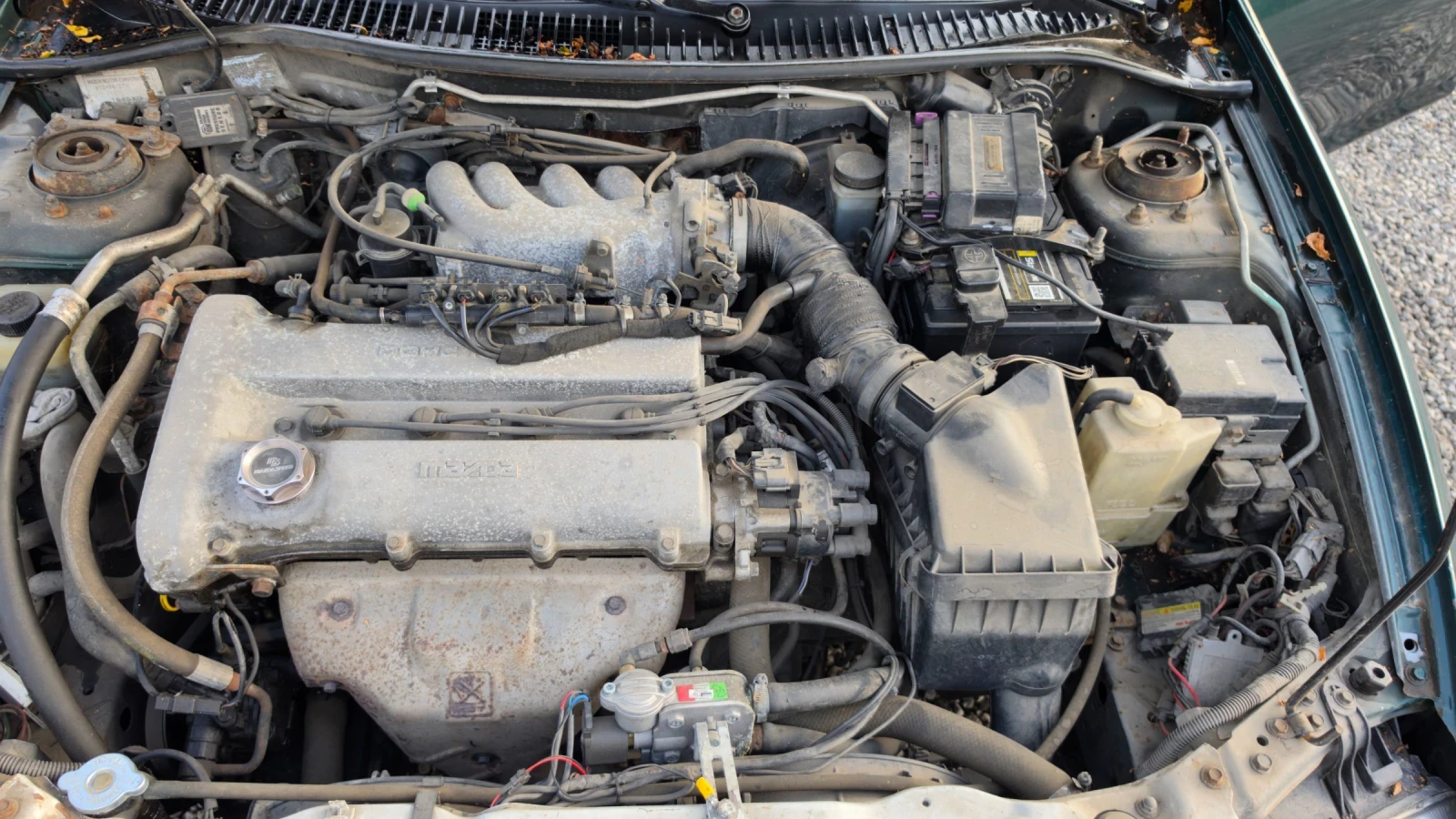 Mazda 323 F BA, снимка 15 - Автомобили и джипове - 56484236