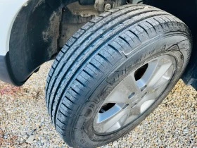 Dacia Duster 1.6i ГАЗ КAТО НОВА, снимка 16