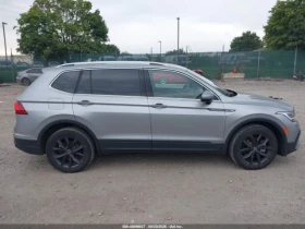 VW Tiguan 2.0T SE* CAMERA* ПОДГРЕВ* , снимка 4