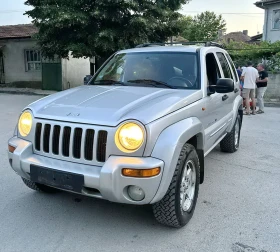 Jeep Cherokee 2.8 CRD  АВТОМАТ НОВ ВНОС  