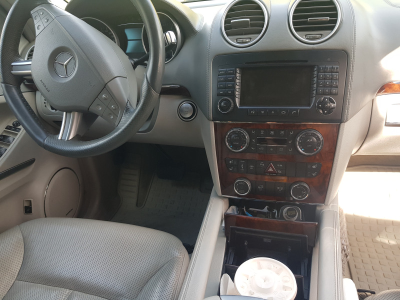 Mercedes-Benz GL 500, снимка 6 - Автомобили и джипове - 42549729