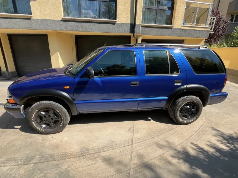 Chevrolet Blazer, снимка 4 - Автомобили и джипове - 47223642