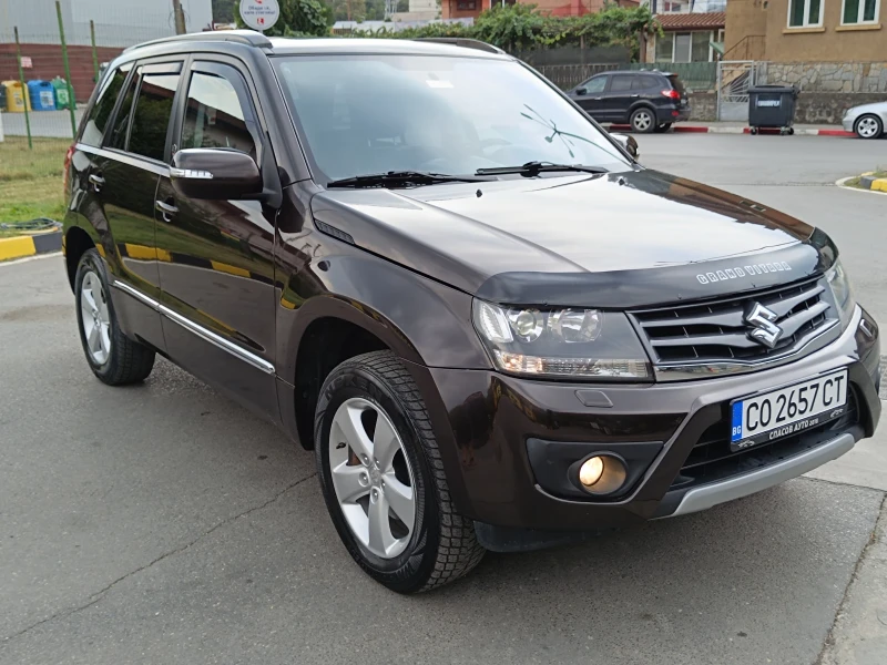 Suzuki Grand vitara 2.4 TOP!, снимка 4 - Автомобили и джипове - 47971074