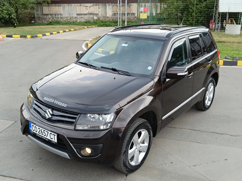 Suzuki Grand vitara 2.4 TOP!, снимка 10 - Автомобили и джипове - 47971074