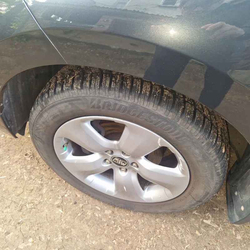 Acura Rdx 2, 3 t Швейцария, снимка 11 - Автомобили и джипове - 52395935