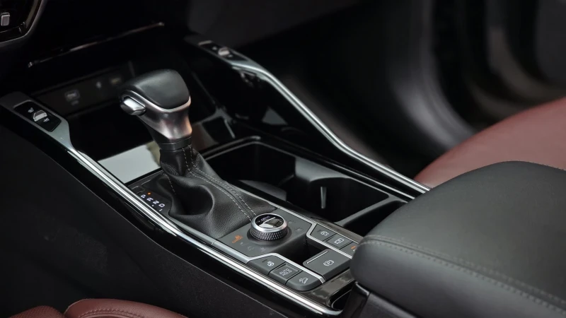 Kia Sorento  2022 | 281 к.с. БЕНЗИН | АВТОМАТИК , снимка 12 - Автомобили и джипове - 53190600