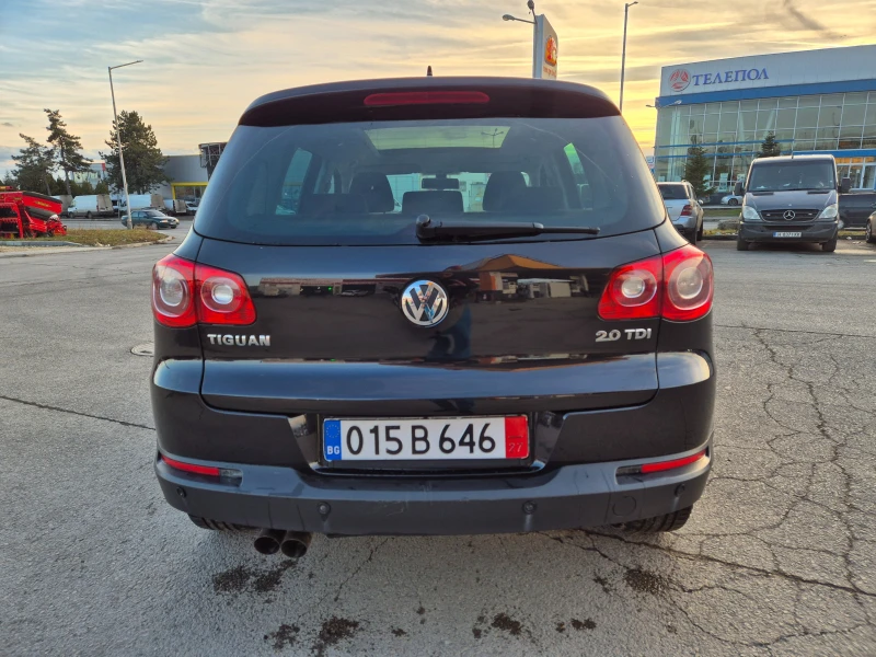 VW Tiguan 2.0TDI Avtomat Navi Panorama Ksenon , снимка 6 - Автомобили и джипове - 53262882