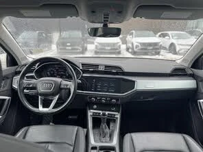 Audi Q3 4 MATIC * АвтоКредит(ЦЕНА ДО БГ), снимка 11 - Автомобили и джипове - 53728313